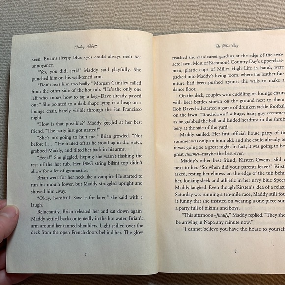 📚2/$6  The Other Boy - Picture 10 of 12